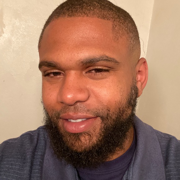 Meet your Posher, Elvis - Picture 1 of 1